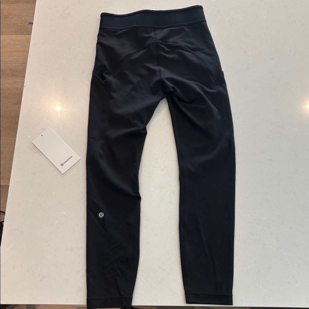 Lululemon Logo Waistband Everlux High-Rise Tight 25" Sz 6 black leggings - Picture 9 of 11